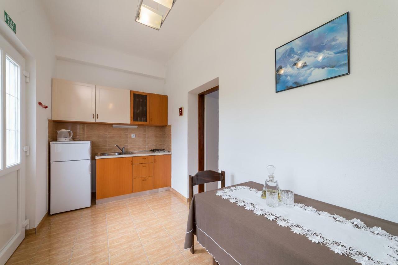 Apartments Jakovcev Betina  Dış mekan fotoğraf